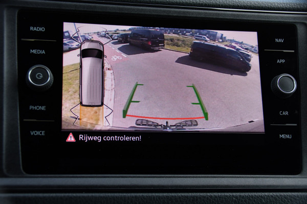 Volkswagen Crafter 35 2.0 TDI L3H3 PB Edition Camera, Cruise, Carplay, LED, Automaat, Sensoren, 140pk, Trekhaak, Multimedia, Uniek!