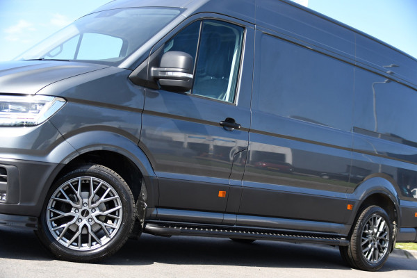 Volkswagen Crafter 35 2.0 TDI L3H3 PB Edition Camera, Cruise, Carplay, LED, Automaat, Sensoren, 140pk, Trekhaak, Multimedia, Uniek!