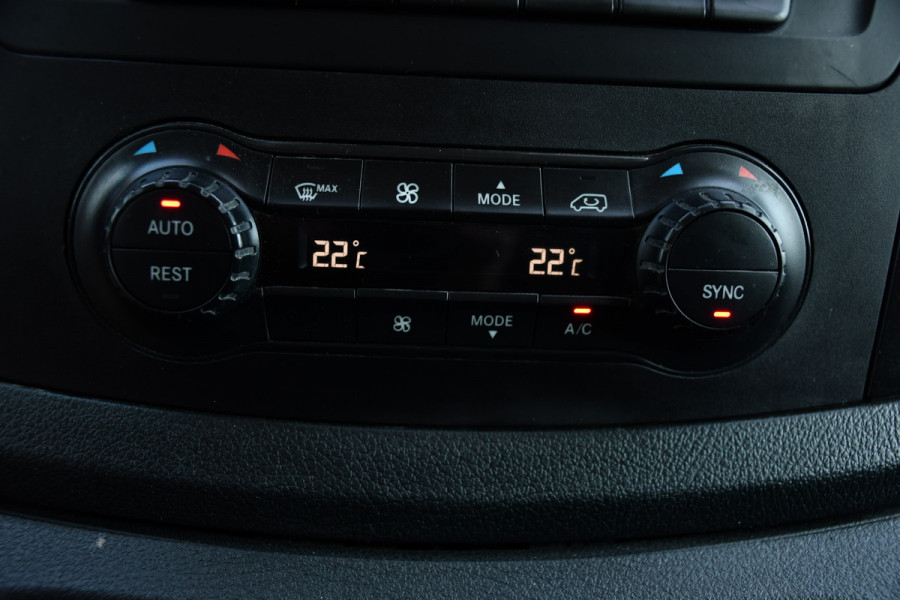 Mercedes-Benz Vito 114 CDI L3 Black Edition Camera, Cruise, Carplay, LED, Automaat, Multimedia, Trekhaak, Uniek!