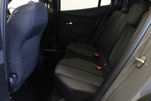 Peugeot 2008 1.2 PureTech 130 Allure |Camera|Stoelverw.|Navi|ACC|