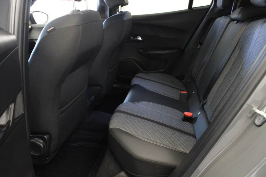 Peugeot 2008 1.2 PureTech 130 Allure |Stoelverw.|Camera|ACC|