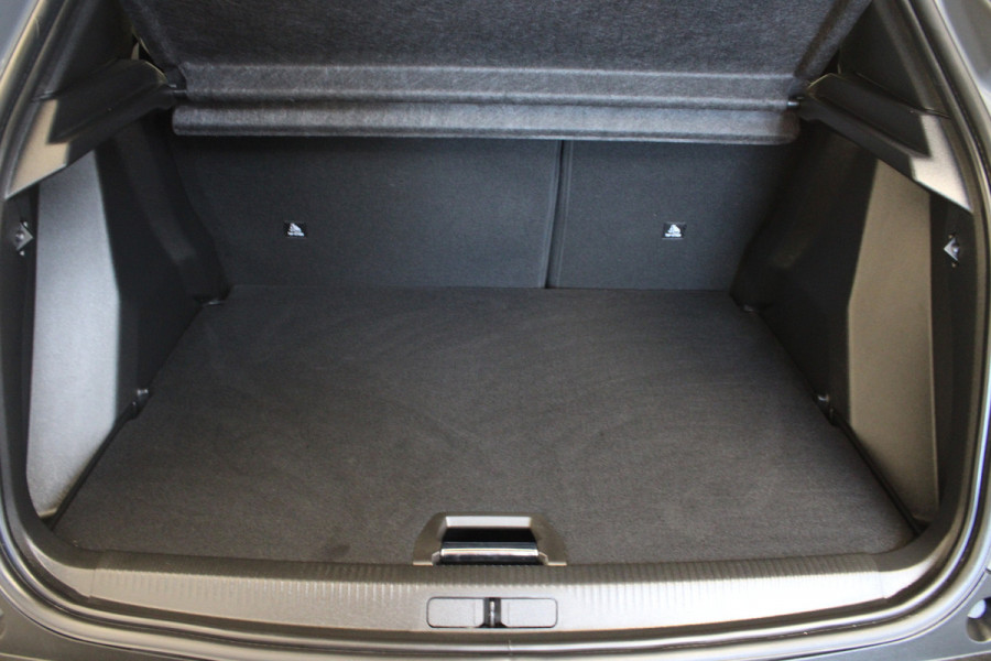 Peugeot 2008 1.2 PureTech 130 Allure |Stoelverw.|Camera|ACC|
