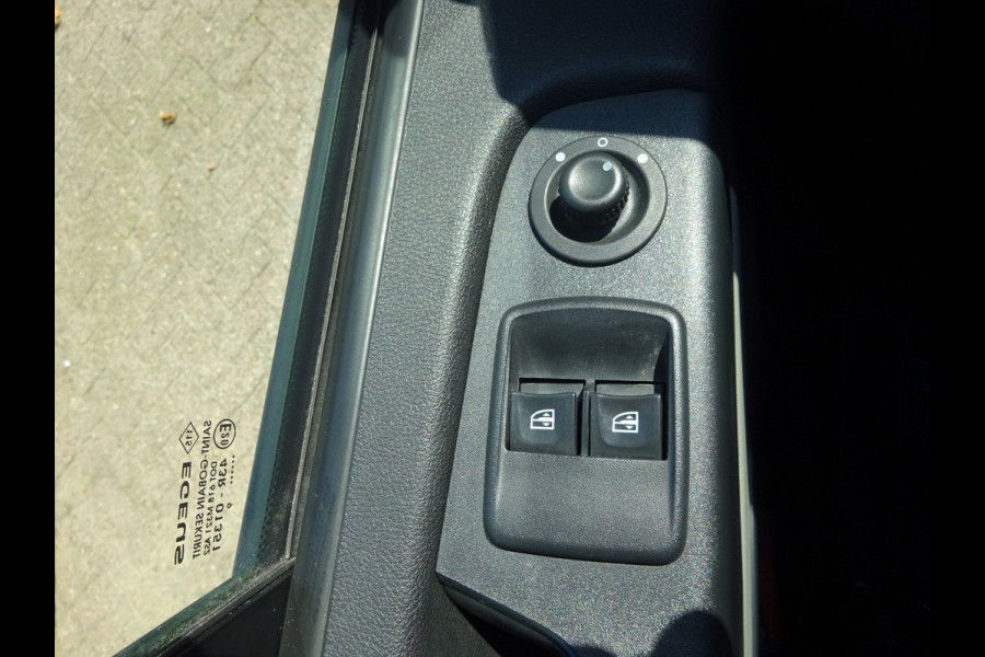 Renault Trafic 1.6 dCi T29 L1H1 AIRCO NAVIGATIE CRUISE CONTROL PDC 3 ZITS