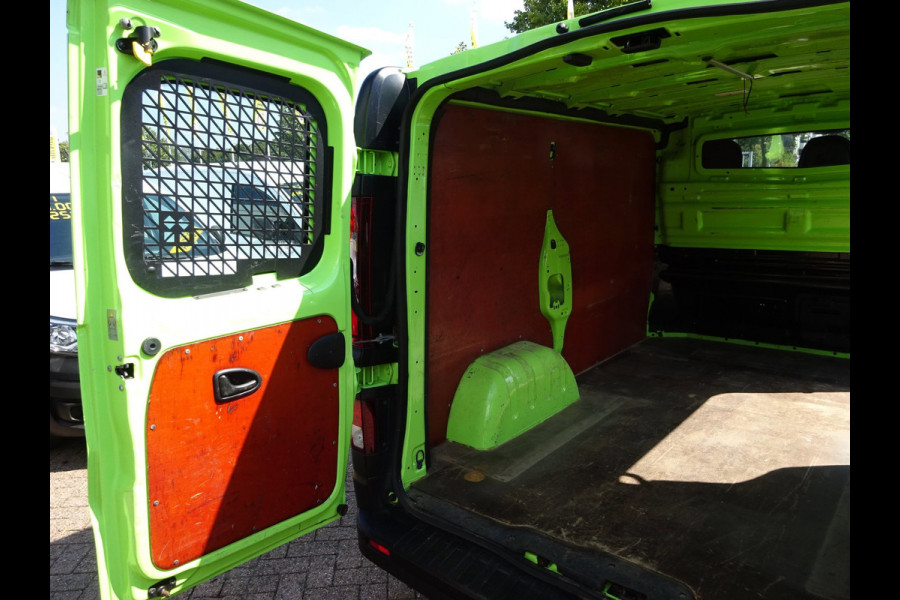 Renault Trafic 1.6 dCi T29 L1H1 AIRCO NAVIGATIE CRUISE CONTROL PDC 3 ZITS