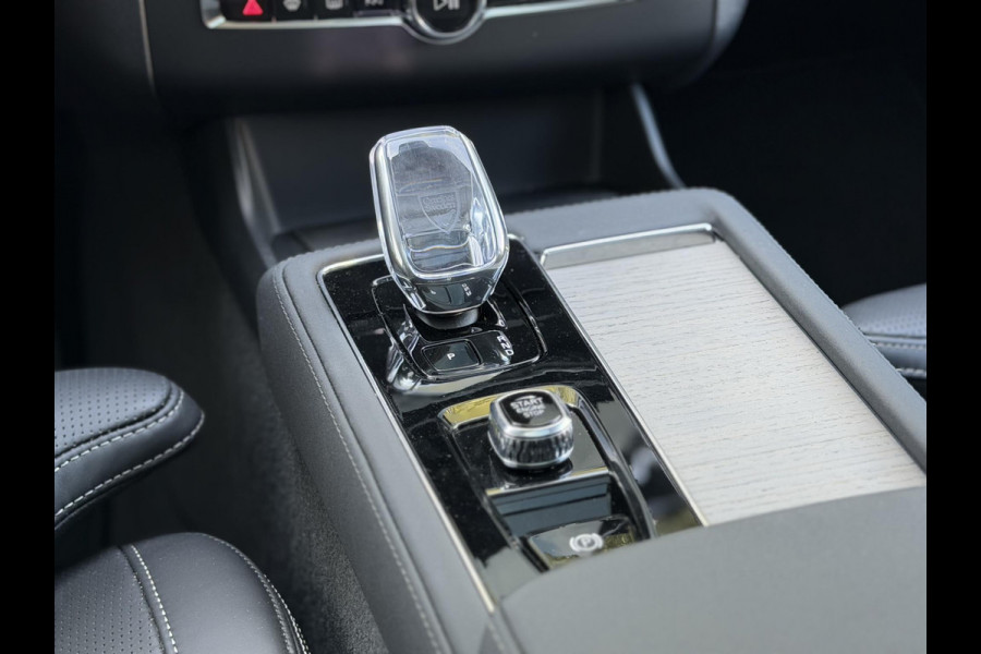 Volvo XC90 2.0 T8 Plug-in hybrid AWD Ultra Dark |Full Option|Pano|B&W|Massage/Ventilatie|Luchtvering|Trekhaak