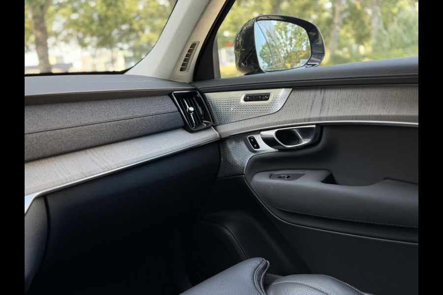 Volvo XC90 2.0 T8 Plug-in hybrid AWD Ultra Dark |Full Option|Pano|B&W|Massage/Ventilatie|Luchtvering|Trekhaak