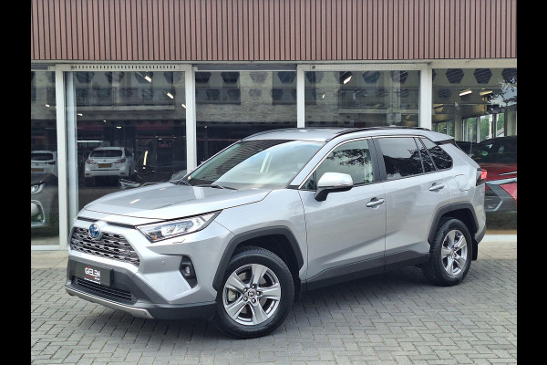 Toyota RAV4 Hybrid 220 AWD Dynamic | Stoelverwarming, Groot scherm, Parkeersensoren, Licht + Regensensor, 1650KG Trekgewicht