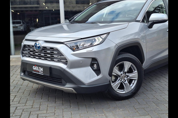 Toyota RAV4 Hybrid 220 AWD Dynamic | Stoelverwarming, Groot scherm, Parkeersensoren, Licht + Regensensor, 1650KG Trekgewicht