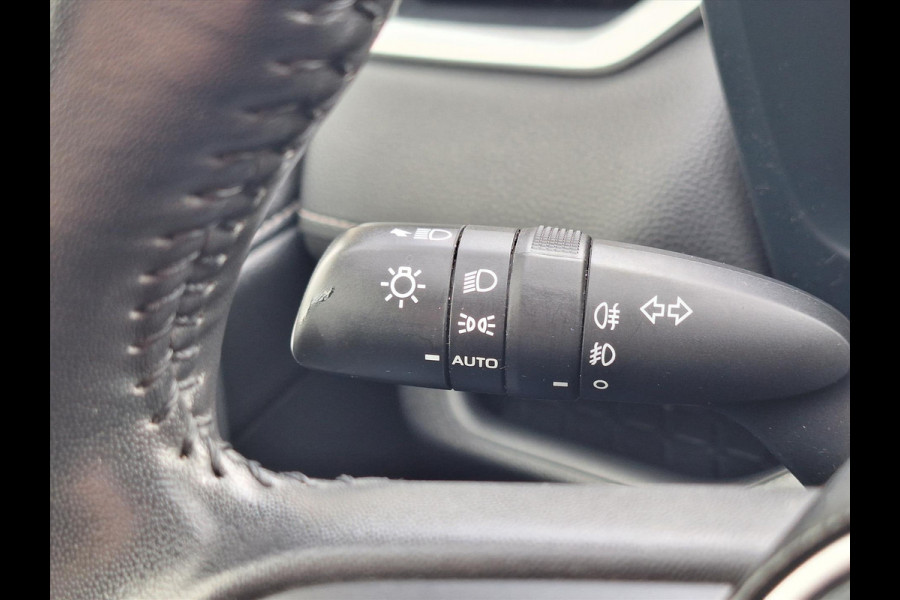 Toyota RAV4 Hybrid 220 AWD Dynamic | Stoelverwarming, Groot scherm, Parkeersensoren, Licht + Regensensor, 1650KG Trekgewicht