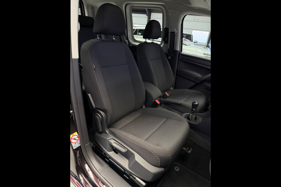 Volkswagen Caddy Combi 1.0 TSI Highline CarPlay 5P.