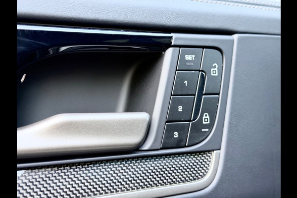 Porsche Cayenne Coupé 4.0 Turbo E-Hybrid GT Carbon/P-Display