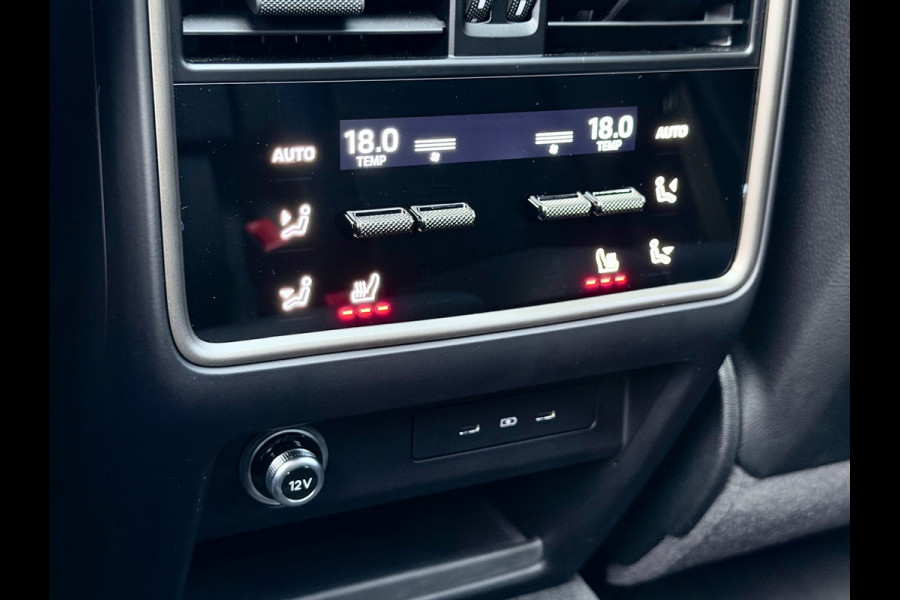 Porsche Cayenne Coupé 4.0 Turbo E-Hybrid GT Carbon/P-Display