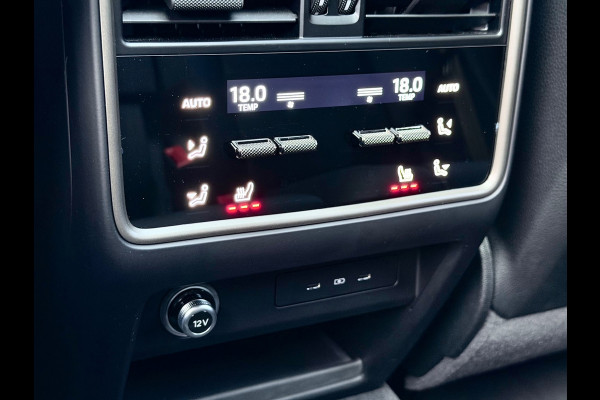 Porsche Cayenne Coupé 4.0 Turbo E-Hybrid GT Carbon/P-Display