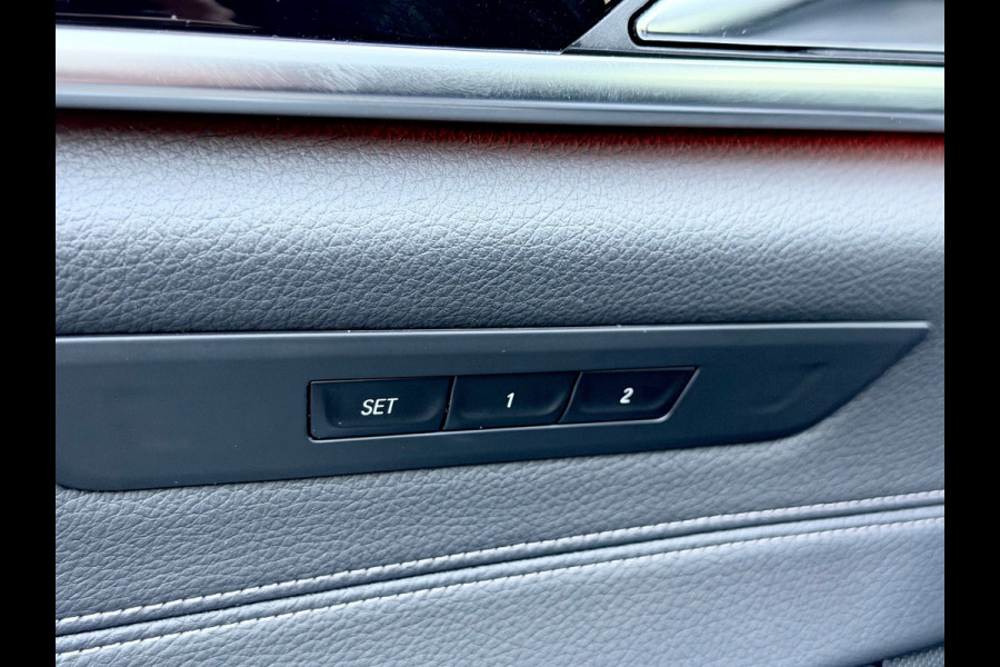 BMW 5 Serie 540i High Executive Memory/Softclose/Sfeer