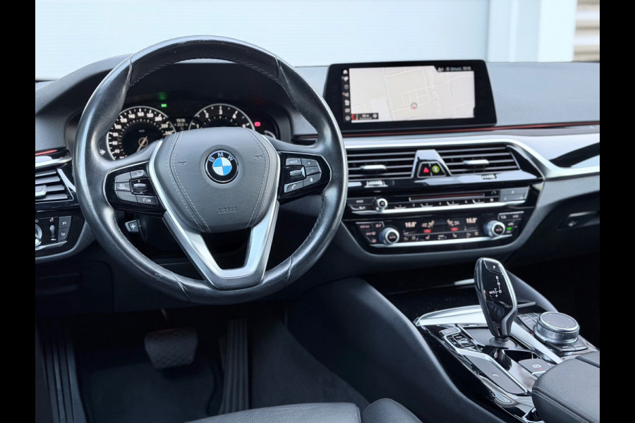 BMW 5 Serie 540i High Executive Memory/Softclose/Sfeer