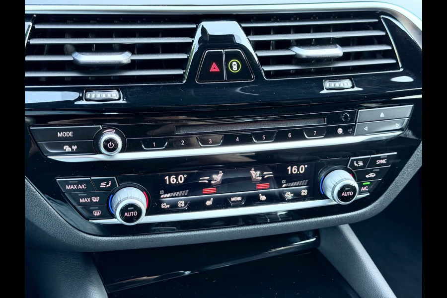 BMW 5 Serie 540i High Executive Memory/Softclose/Sfeer