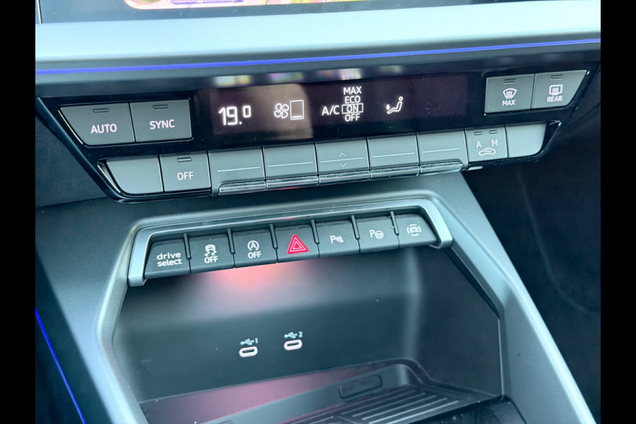 Audi A3 Sportback 35 TFSI S edition Pano/Sonos/Sfeer