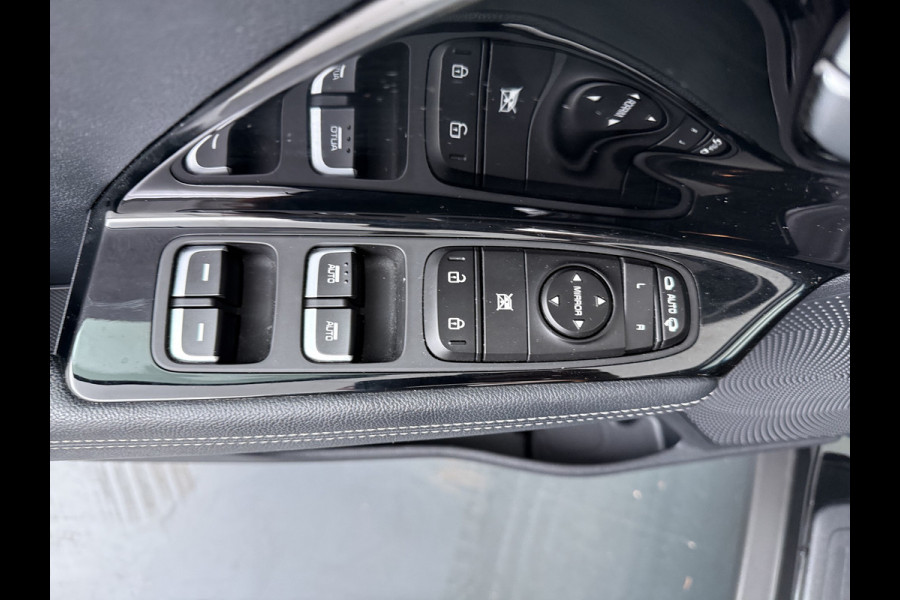 Kia Niro 1.6 GDi Hybrid DynamicPlusLine - Stoel / Stuurwielverwarming - Climate Control - ACC  - Achteruitrijcamera - - Fabrieksgarantie tot 02-2028