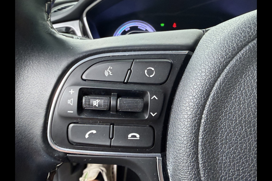 Kia Niro 1.6 GDi Hybrid DynamicPlusLine - Stoel / Stuurwielverwarming - Climate Control - ACC  - Achteruitrijcamera - - Fabrieksgarantie tot 02-2028