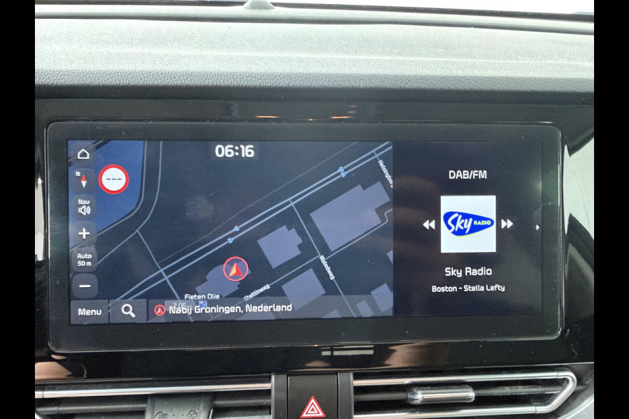 Kia Niro 1.6 GDi Hybrid DynamicPlusLine - Stoel / Stuurwielverwarming - Climate Control - ACC  - Achteruitrijcamera - - Fabrieksgarantie tot 02-2028
