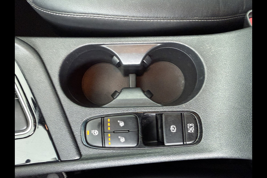 Kia Niro 1.6 GDi Hybrid DynamicPlusLine - Stoel / Stuurwielverwarming - Climate Control - ACC  - Achteruitrijcamera - - Fabrieksgarantie tot 02-2028
