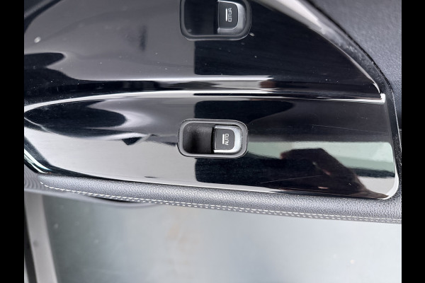 Kia Niro 1.6 GDi Hybrid DynamicPlusLine - Stoel / Stuurwielverwarming - Climate Control - ACC  - Achteruitrijcamera - - Fabrieksgarantie tot 02-2028