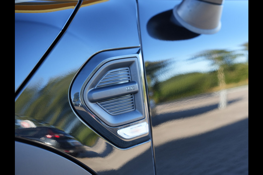 MINI Countryman 1.5 One Business Edition | Bluetooth | Parkeersensoren |