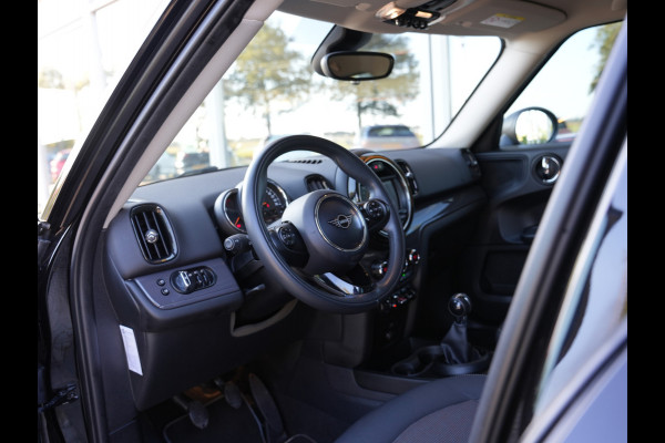 MINI Countryman 1.5 One Business Edition | Bluetooth | Parkeersensoren |