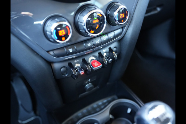 MINI Countryman 1.5 One Business Edition | Bluetooth | Parkeersensoren |