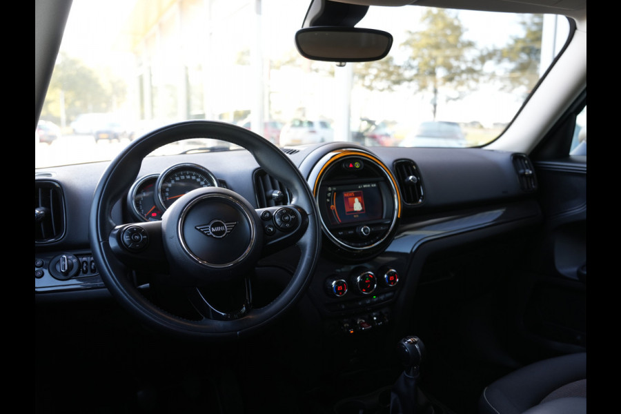 MINI Countryman 1.5 One Business Edition | Bluetooth | Parkeersensoren |