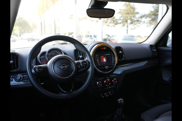 MINI Countryman 1.5 One Business Edition | Bluetooth | Parkeersensoren |