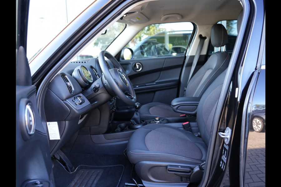 MINI Countryman 1.5 One Business Edition | Bluetooth | Parkeersensoren |