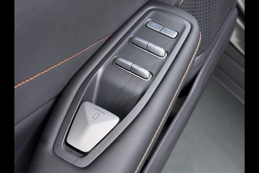Changan Deepal S05 EV LHD VAN: 42.900,- VOOR: 39.440,- UW HERFSTVOORDEEL: 3.460,- MAX 200KW | 68.8 kwh | NIEUWE AUTO | PANORAMADAK | 20" LMV | 360° CAMERA | HEAD-UP DISPLAY | LEDEREN BEKLEDING | STOELVERWARMING | FULL OPTIONS | FABRIEKSGARANTIE T/M 2033 |