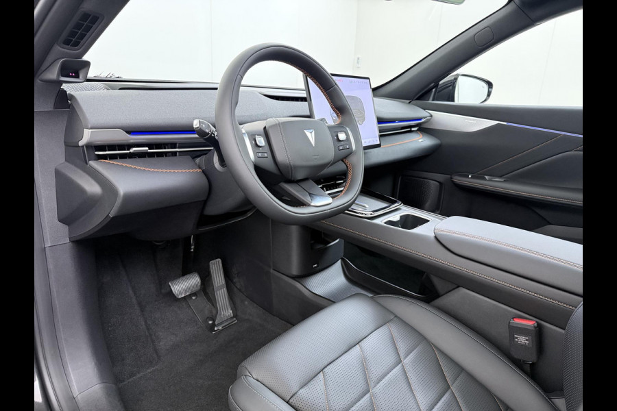Changan Deepal S05 EV LHD VAN: 42.900,- VOOR: 39.440,- UW HERFSTVOORDEEL: 3.460,- MAX 200KW | 68.8 kwh | NIEUWE AUTO | PANORAMADAK | 20" LMV | 360° CAMERA | HEAD-UP DISPLAY | LEDEREN BEKLEDING | STOELVERWARMING | FULL OPTIONS | FABRIEKSGARANTIE T/M 2033 |