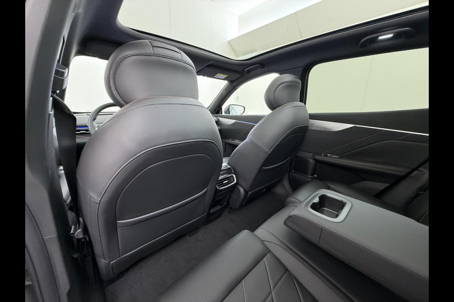 Changan Deepal S05 EV LHD VAN: 42.900,- VOOR: 39.440,- UW HERFSTVOORDEEL: 3.460,- MAX 200KW | 68.8 kwh | NIEUWE AUTO | PANORAMADAK | 20" LMV | 360° CAMERA | HEAD-UP DISPLAY | LEDEREN BEKLEDING | STOELVERWARMING | FULL OPTIONS | FABRIEKSGARANTIE T/M 2033 |