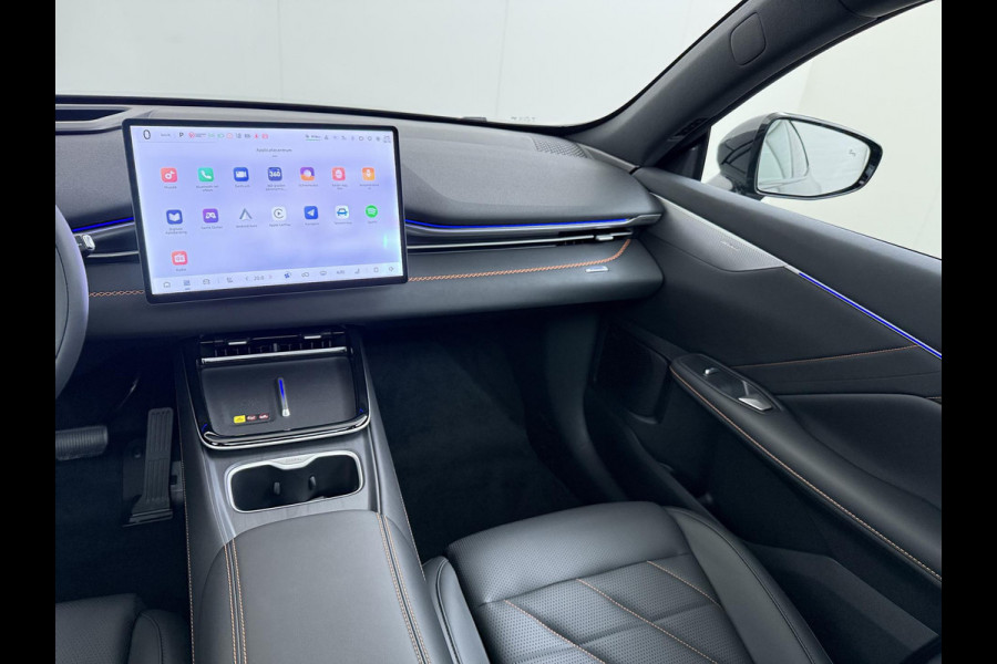 Changan Deepal S05 EV LHD VAN: 42.900,- VOOR: 39.440,- UW HERFSTVOORDEEL: 3.460,- MAX 200KW | 68.8 kwh | NIEUWE AUTO | PANORAMADAK | 20" LMV | 360° CAMERA | HEAD-UP DISPLAY | LEDEREN BEKLEDING | STOELVERWARMING | FULL OPTIONS | FABRIEKSGARANTIE T/M 2033 |