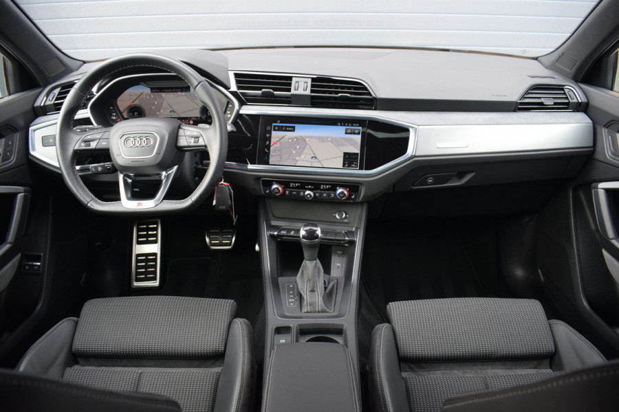 Audi Q3 Sportback 45 TFSI e S-line | Pano | Camera | Virtual | 20"