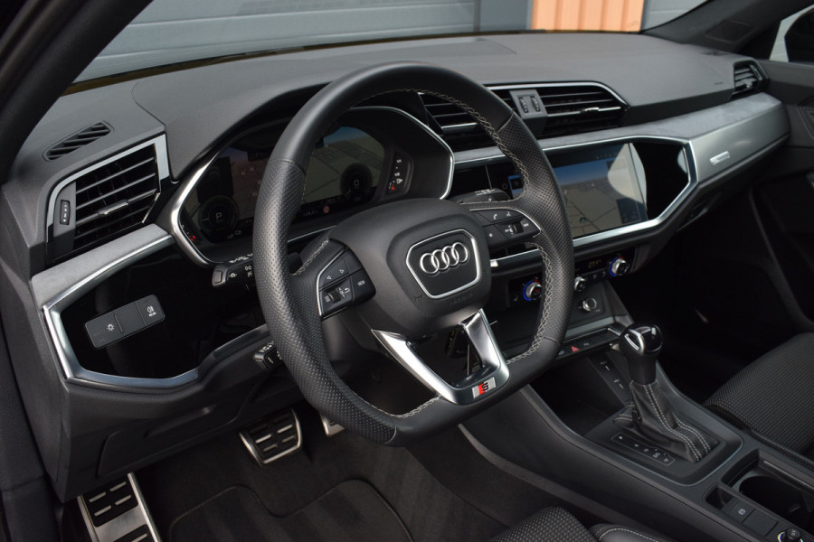 Audi Q3 Sportback 45 TFSI e S-line | Pano | Camera | Virtual | 20"