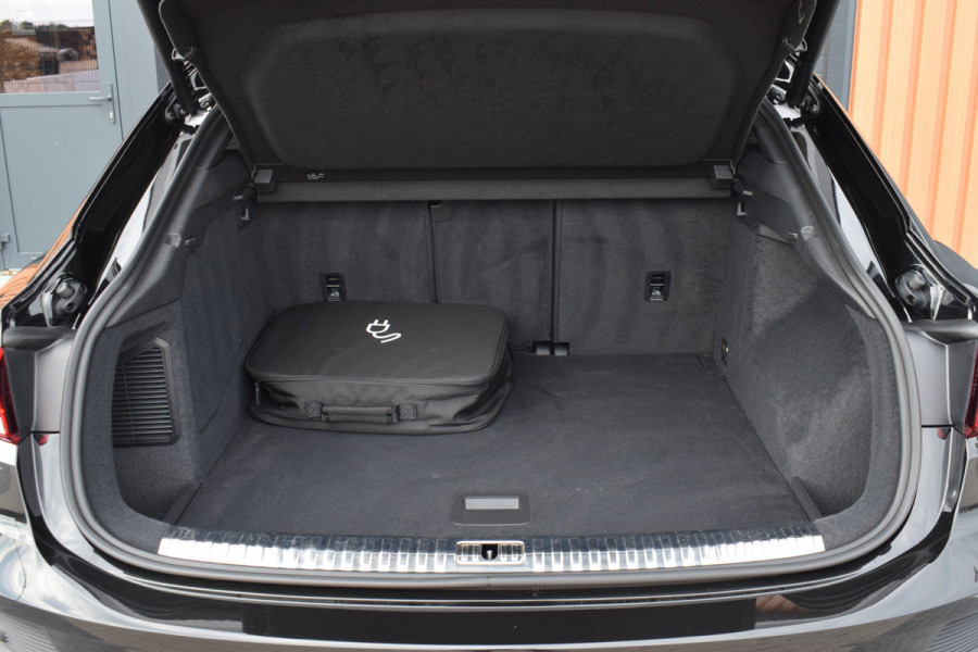 Audi Q3 Sportback 45 TFSI e S-line | Pano | Camera | Virtual | 20"