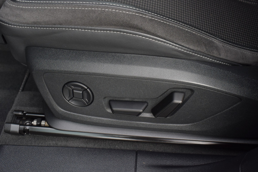 Audi Q3 Sportback 45 TFSI e S-line | Pano | Camera | Virtual | 20"