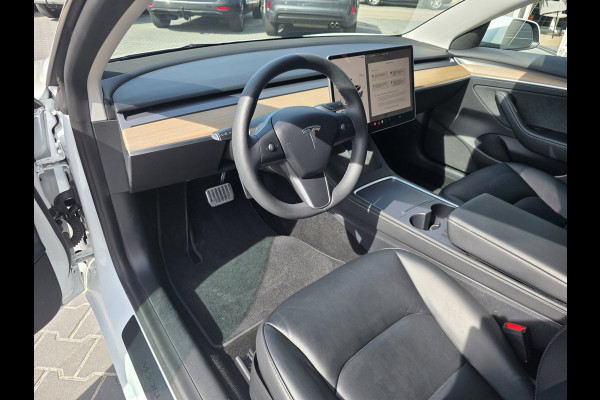 Tesla Model 3 Standard RWD Plus 60 kWh | FSD3 | WARMTEPOMP | PANO | 360 CAMERA