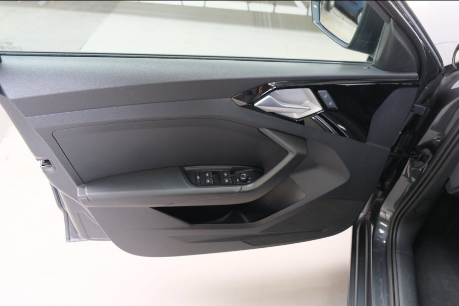 Audi A1 Sportback 30 TFSI Pro Line - N.A.P. Airco, Cruise, PDC, Virtueel Display, Carplay.