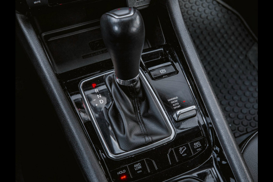 Jeep Compass 4xe 190 Plug-in Hybrid Electric Limited | PANO | WINTERPAKKET | HALF LEDER | ADAPTIVE