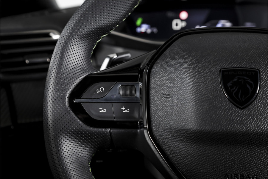 Peugeot 2008 1.2 Hybrid 145 GT - Automaat | Alcantara Pack | Drive Assist Pack | Dig. Cockpit | Adapt. Cruise | Stoelverw. | PDC | Camera | NAV + App. Connect | ECC | DAB | LM 17" | 7665