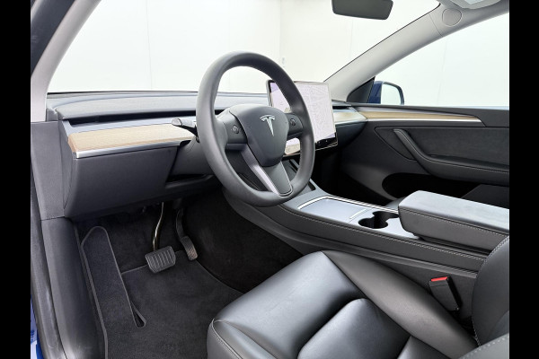 Tesla Model Y Long Range AWD 75 kWh 1E EIGENAAR | ORIGINEEL NL AUTO | SOH 97% | RIJKLAAR GELEVERD | TESLA FABRIEKSGARANTIE TOT 03-2027 OF 80.000 KM | TESLA GARANTIE ACCU + AANDRIJFLIJN T/M 03-2031 OF 192.000 KM