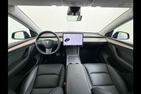 Tesla Model Y Long Range AWD 75 kWh 1E EIGENAAR | ORIGINEEL NL AUTO | SOH 97% | RIJKLAAR GELEVERD | TESLA FABRIEKSGARANTIE TOT 03-2027 OF 80.000 KM | TESLA GARANTIE ACCU + AANDRIJFLIJN T/M 03-2031 OF 192.000 KM