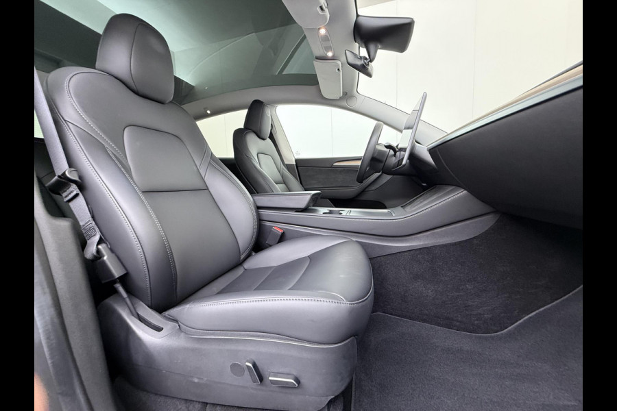 Tesla Model Y Long Range AWD 75 kWh 1E EIGENAAR | ORIGINEEL NL AUTO | SOH 97% | RIJKLAAR GELEVERD | TESLA FABRIEKSGARANTIE TOT 03-2027 OF 80.000 KM | TESLA GARANTIE ACCU + AANDRIJFLIJN T/M 03-2031 OF 192.000 KM
