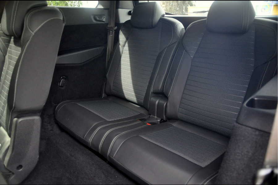 Peugeot 5008 1.2 Hybrid 145 e-DSC6 GT 7p | Camera | LED | Navi