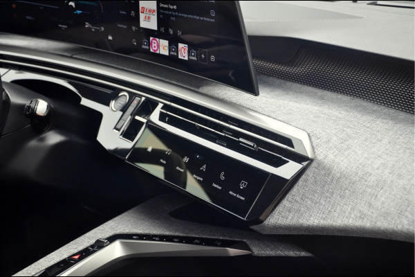 Peugeot 5008 1.2 Hybrid 145 e-DSC6 GT 7p | Camera | LED | Navi