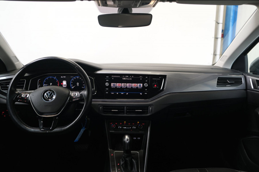 Volkswagen Polo 1.0 TSI Highline Automaat - N.A.P. Airco, Cruise, Navi, Camera, Carplay, Virtueel display.